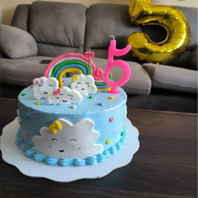 Torta sa dugom za peti rođendan